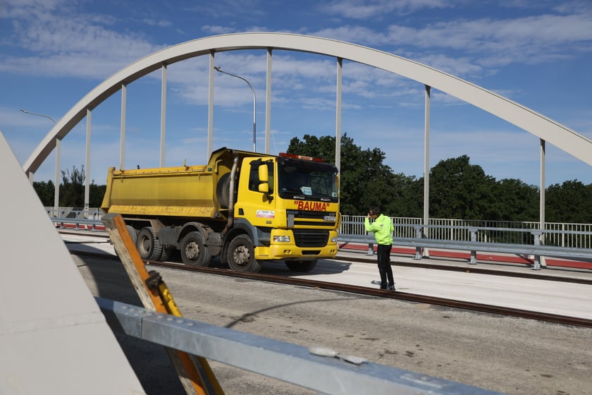 Próby obciążeniowe na mostach Chrobrego, 8 sierpnia 2023