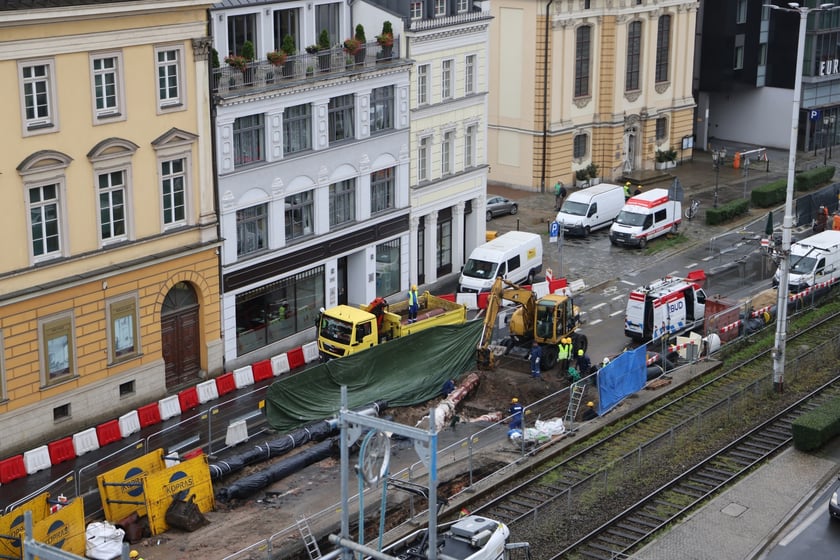 Widok z góry na Kazimierza Wielkiego w trakcie remontu, sierpień 2023