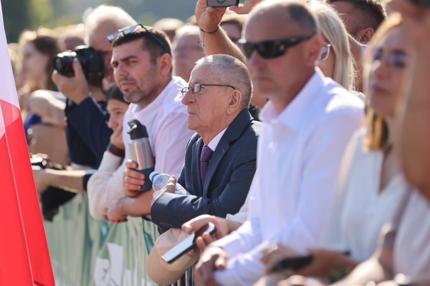 Promocja absolwent&oacute;w Akademii Wojsk Lądowych na pierwszy stopień oficerski (wrzesień 2023)
