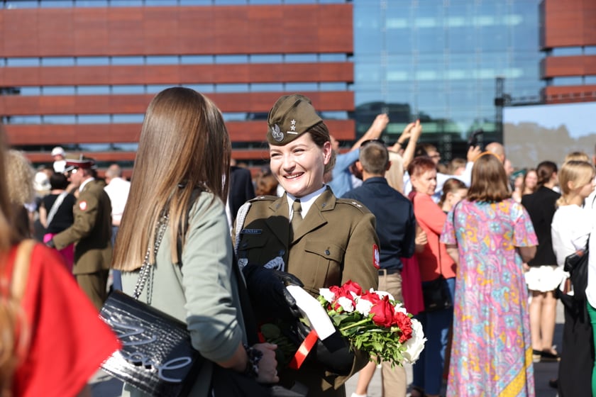 Promocja absolwent&oacute;w Akademii Wojsk Lądowych na pierwszy stopień oficerski (wrzesień 2023)