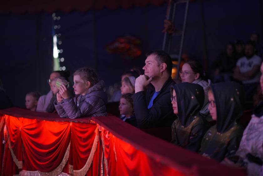 Cyrk Arena. Widowisko bez zwierząt. Ponownie w trasie z niezwykłymi pokazami