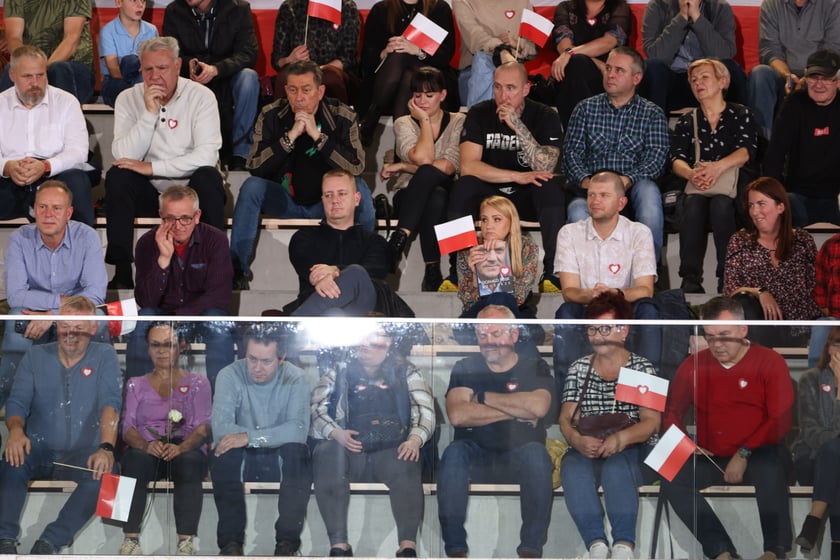 Spotkanie Donalda Tuska z wrocławianami w ZSP przy ul. Asfaltowej