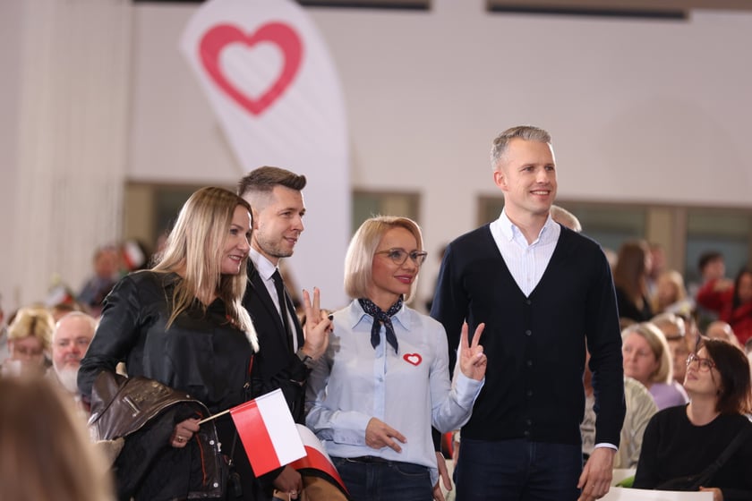 Spotkanie Donalda Tuska z wrocławianami w ZSP przy ul. Asfaltowej