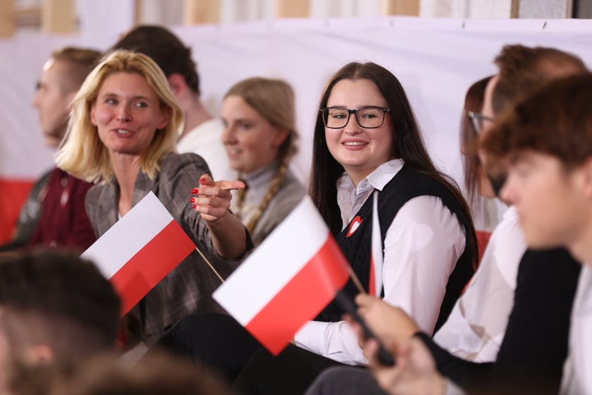 Spotkanie Donalda Tuska z wrocławianami w ZSP przy ul. Asfaltowej