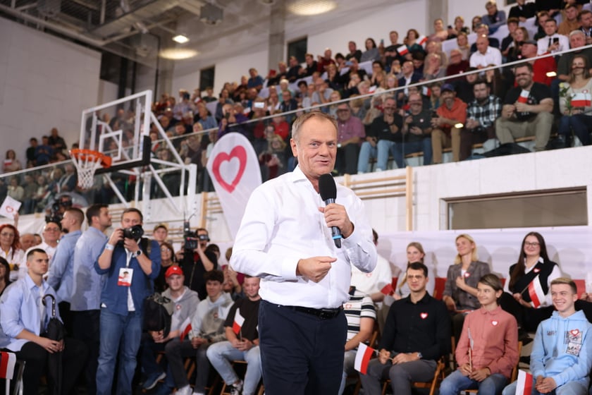 Spotkanie Donalda Tuska z wrocławianami w ZSP przy ul. Asfaltowej