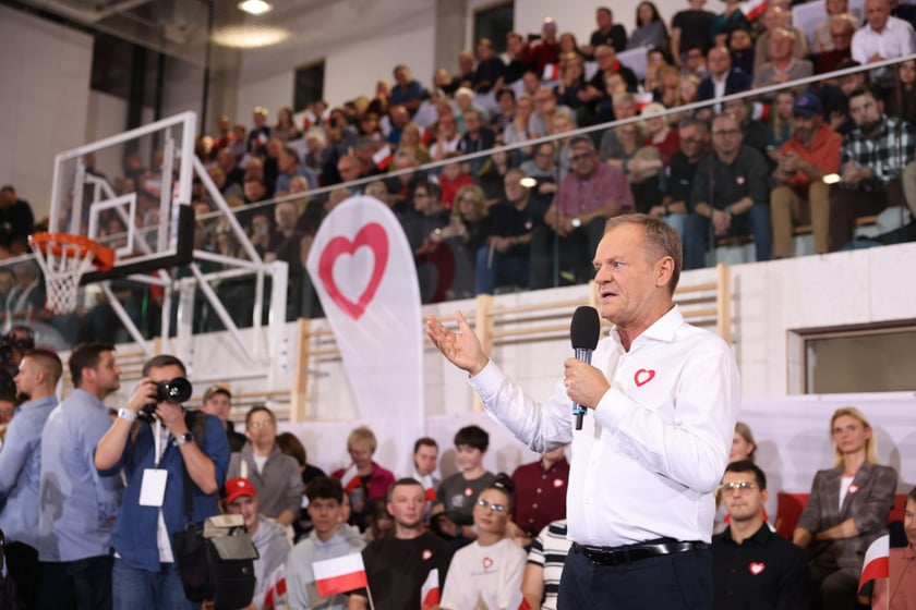 Spotkanie Donalda Tuska z wrocławianami w ZSP przy ul. Asfaltowej
