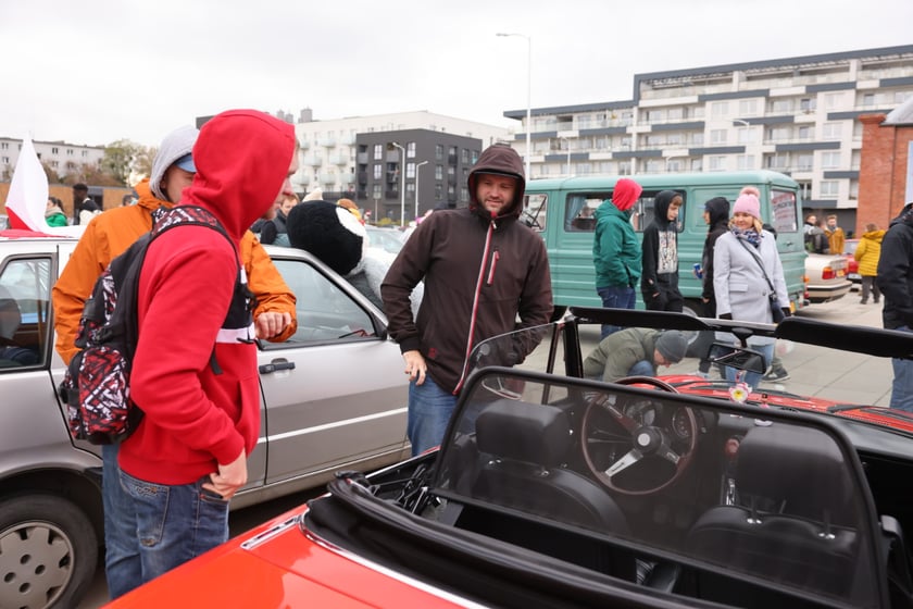 Zlot motoryzacyjnych klasyków pod Zajezdnią, 12 listopada 2023