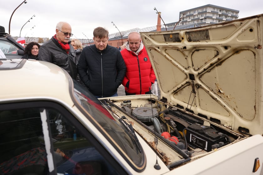 Zlot motoryzacyjnych klasyków pod Zajezdnią, 12 listopada 2023