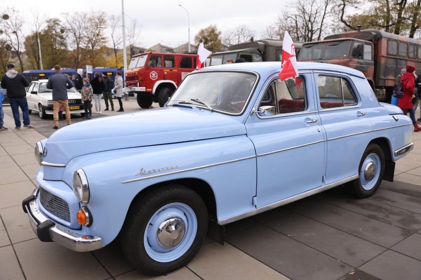 Zlot motoryzacyjnych klasyków pod Zajezdnią, 12 listopada 2023