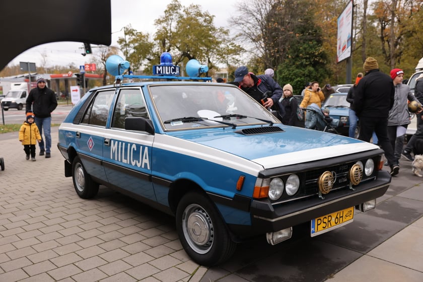 Zlot motoryzacyjnych klasyków pod Zajezdnią, 12 listopada 2023