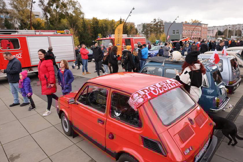 Zlot motoryzacyjnych klasyków pod Zajezdnią, 12 listopada 2023
