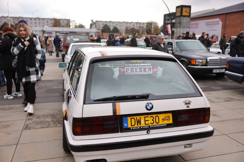 Zlot motoryzacyjnych klasyków pod Zajezdnią, 12 listopada 2023