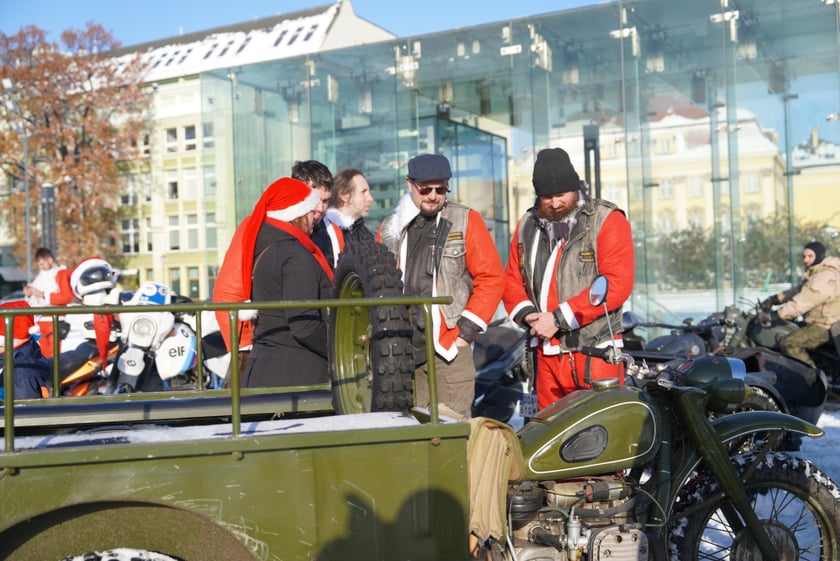 Moto Mikołaje we Wrocławiu