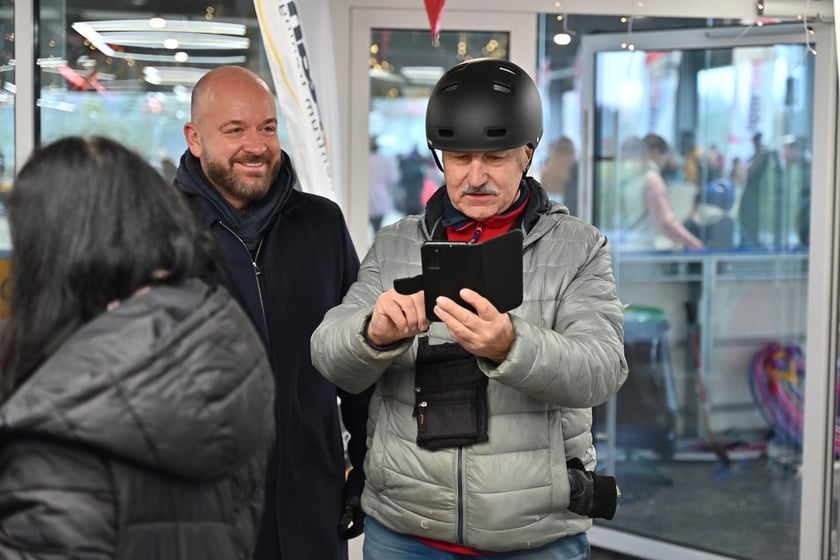 Lodowisko przy Sukielickiej na Nowym Dworze już otwarte.