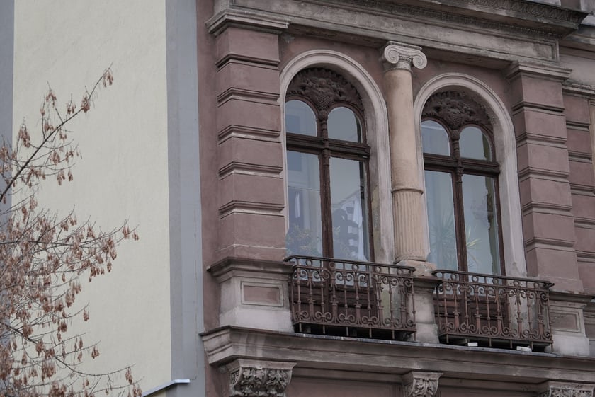 Detale architektoniczne kamienic na wrocławskim Nadodrzu zachwycają