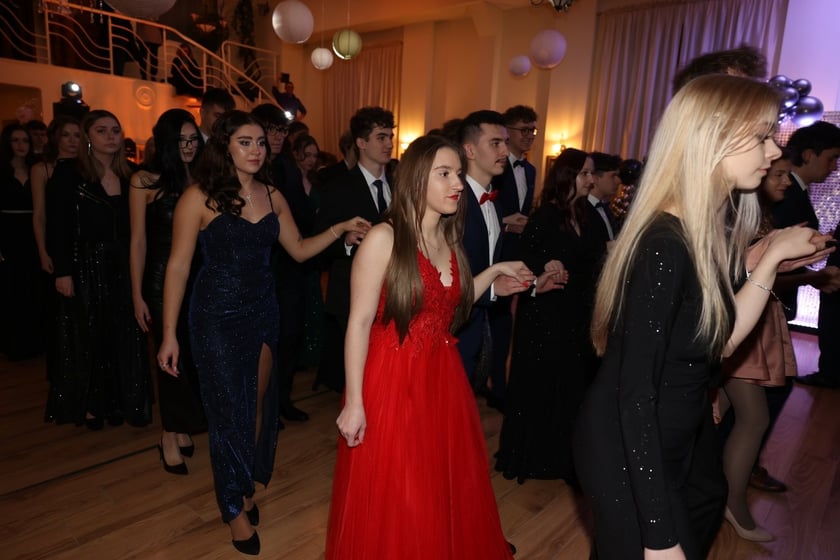 Studniówka Elektronicznych Zakładów Naukowych we Wrocławiu