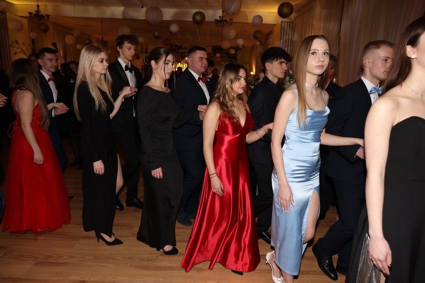 Studniówka Elektronicznych Zakładów Naukowych we Wrocławiu