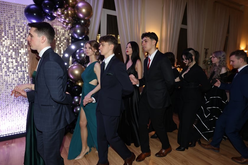 Studniówka Elektronicznych Zakładów Naukowych we Wrocławiu