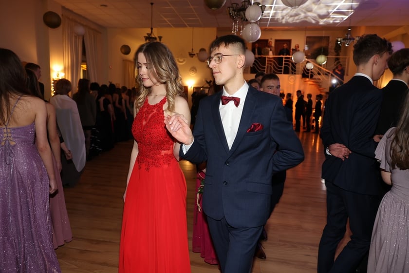 Studniówka Elektronicznych Zakładów Naukowych we Wrocławiu