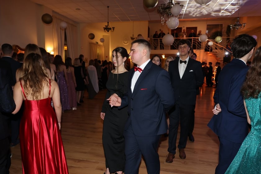 Studniówka Elektronicznych Zakładów Naukowych we Wrocławiu