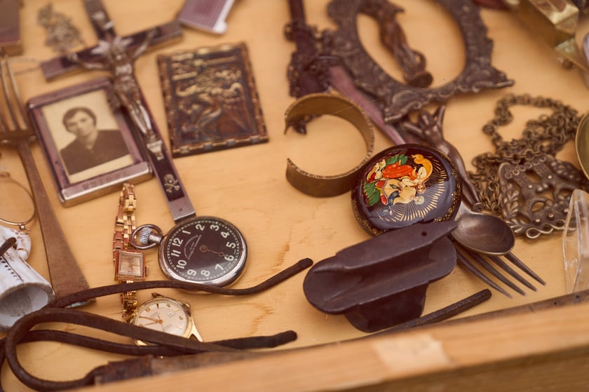 Giełda staroci pod Halą Stulecia 27.01.2024