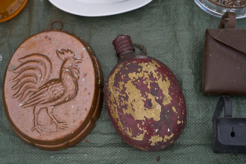 Giełda staroci pod Halą Stulecia 27.01.2024