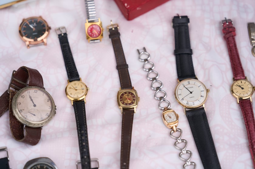 Giełda staroci pod Halą Stulecia 27.01.2024