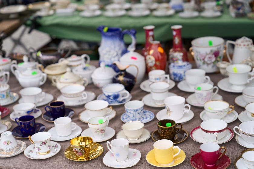 Giełda staroci pod Halą Stulecia 27.01.2024