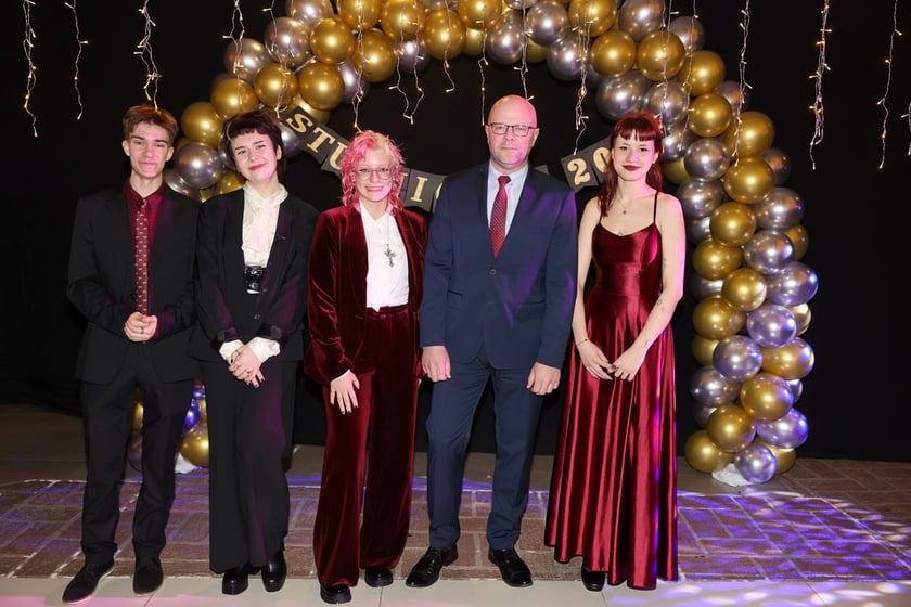 Studni&oacute;wka uczni&oacute;w VI LO im. Bolesława Prusa we Wrocławiu (3 luty 2024)&nbsp;