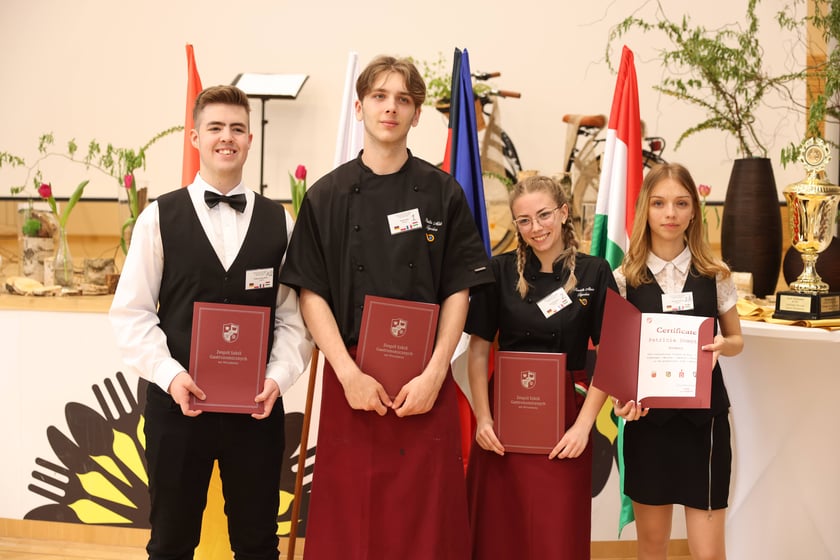 XXIV edycja Międzynarodowego Konkursu Czterech Miast: Stadthagen, Wrocławia, Tapolca, Carcassonne w zawodzie kucharz – kelner