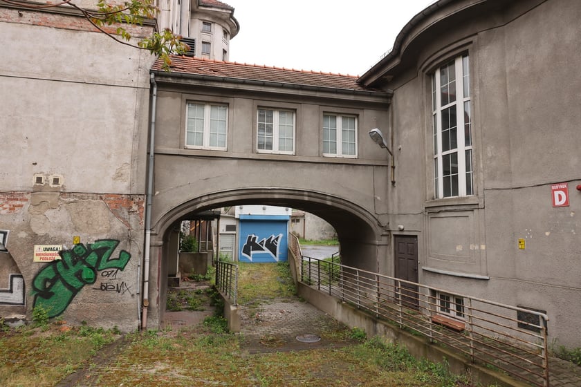 Budynki poszpitalne przy Traugutta w 2024 roku