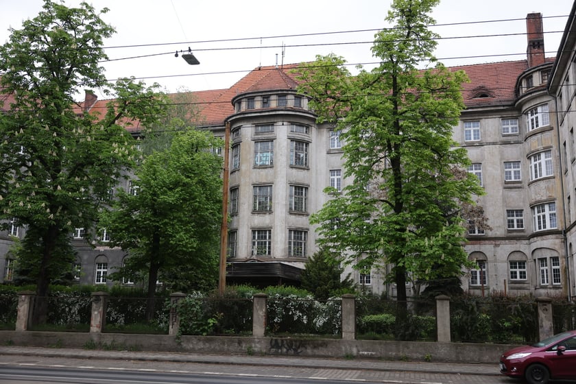 Budynki poszpitalne przy Traugutta w 2024 roku