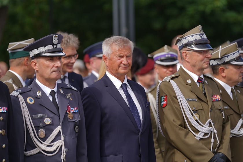 Promocja oficerska na placu Wolności we Wrocławiu