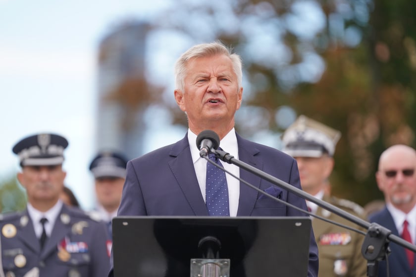 Promocja oficerska na placu Wolności we Wrocławiu