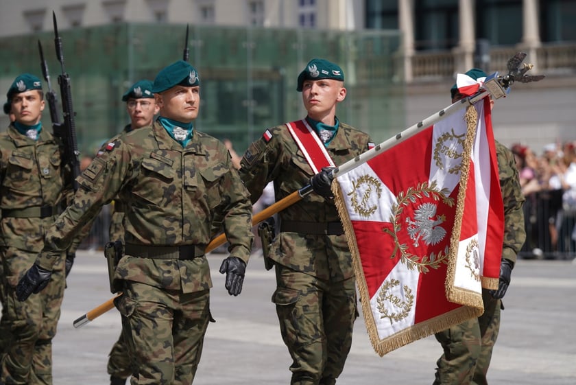 Promocja oficerska na placu Wolności we Wrocławiu