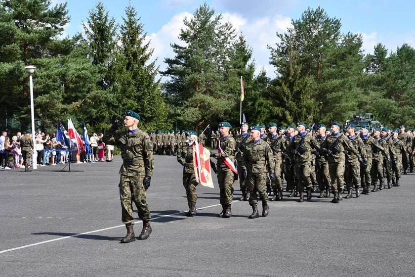 Przysięga wojskowa żołnierzy 10. Wrocławskiej Brygady Łączności