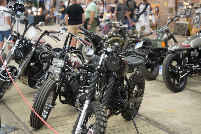 Kustom Konwent w Czasoprzestrzeni