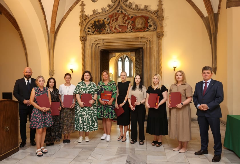 Nauczycielami mianowanymi zostało w sumie 273 nauczycielek i nauczycieli