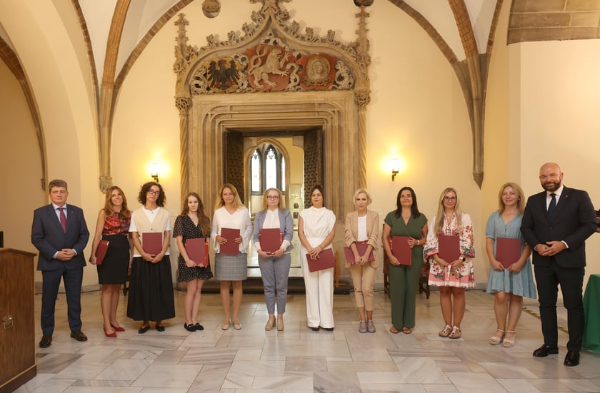 Nauczycielami mianowanymi zostało w sumie 273 nauczycielek i nauczycieli