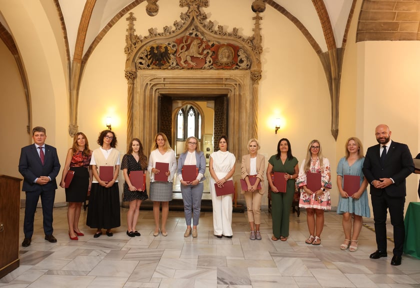 Nauczycielami mianowanymi zostało w sumie 273 nauczycielek i nauczycieli