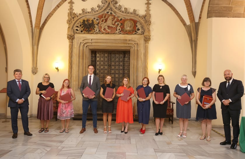 Nauczycielami mianowanymi zostało w sumie 273 nauczycielek i nauczycieli