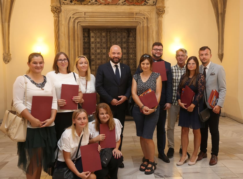 Nauczycielami mianowanymi zostało w sumie 273 nauczycielek i nauczycieli
