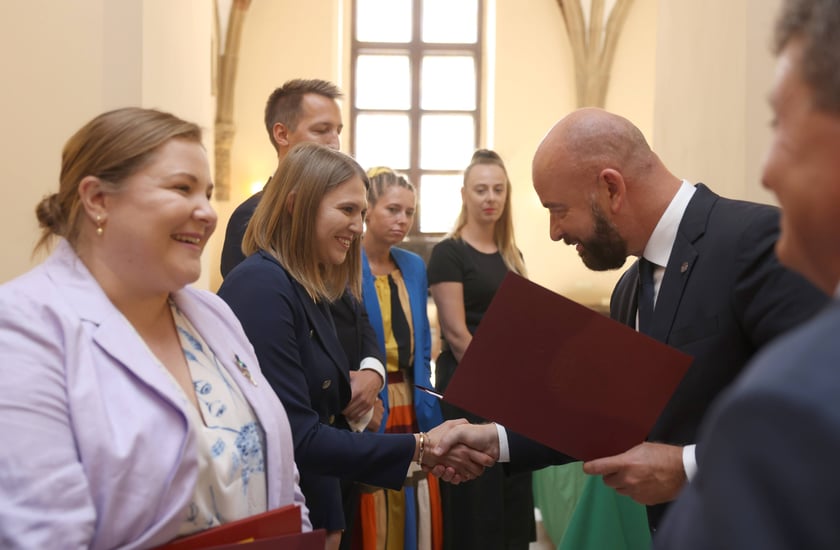 Nauczycielami mianowanymi zostało w sumie 273 nauczycielek i nauczycieli