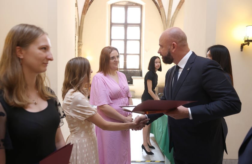 Nauczycielami mianowanymi zostało w sumie 273 nauczycielek i nauczycieli