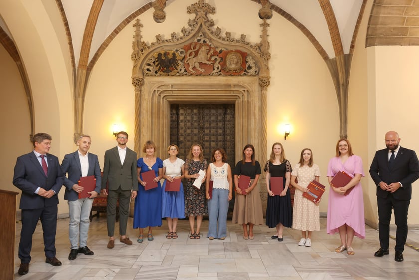 Nauczycielami mianowanymi zostało w sumie 273 nauczycielek i nauczycieli