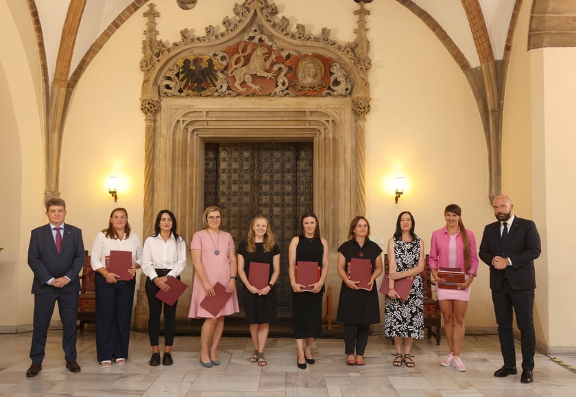 Nauczycielami mianowanymi zostało w sumie 273 nauczycielek i nauczycieli