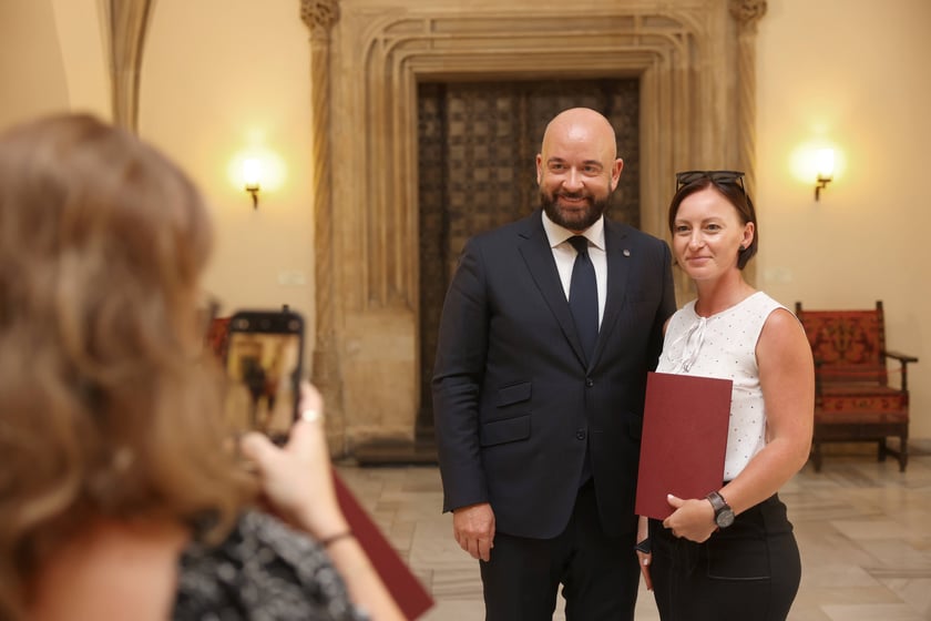 Nauczycielami mianowanymi zostało w sumie 273 nauczycielek i nauczycieli
