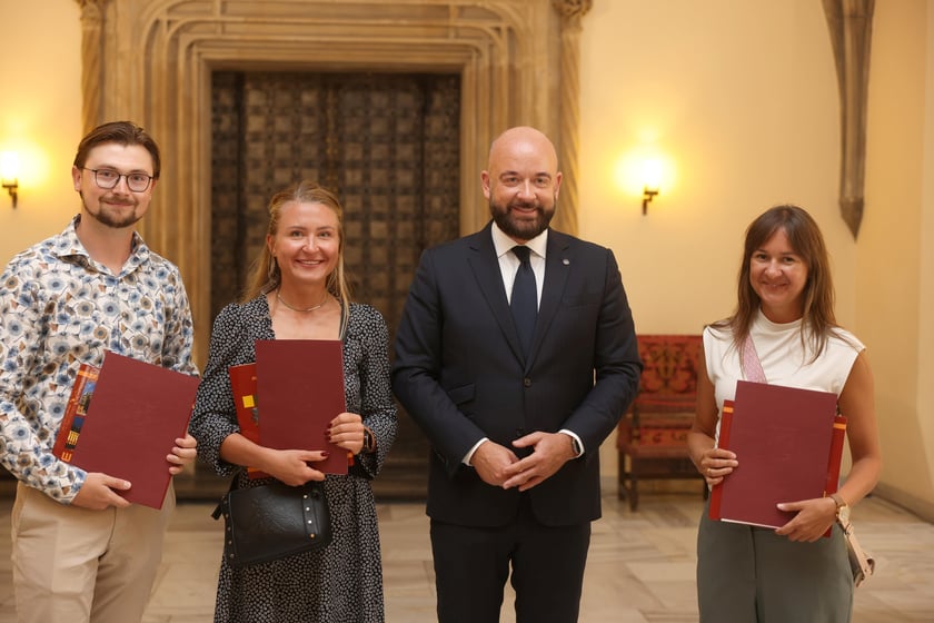 Nauczycielami mianowanymi zostało w sumie 273 nauczycielek i nauczycieli