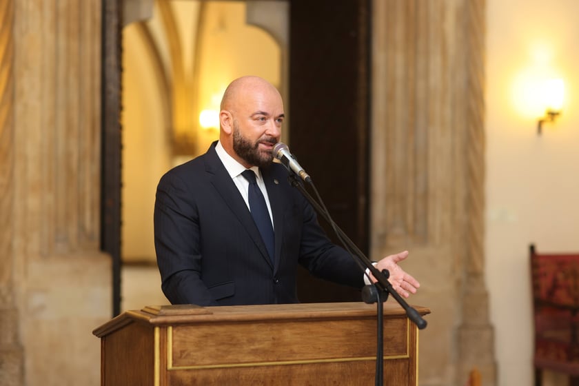 Nauczycielami mianowanymi zostało w sumie 273 nauczycielek i nauczycieli