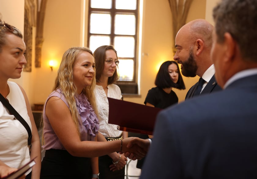 Nauczycielami mianowanymi zostało w sumie 273 nauczycielek i nauczycieli